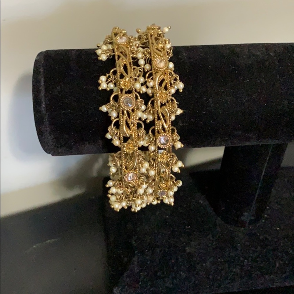 polki pearls bangles